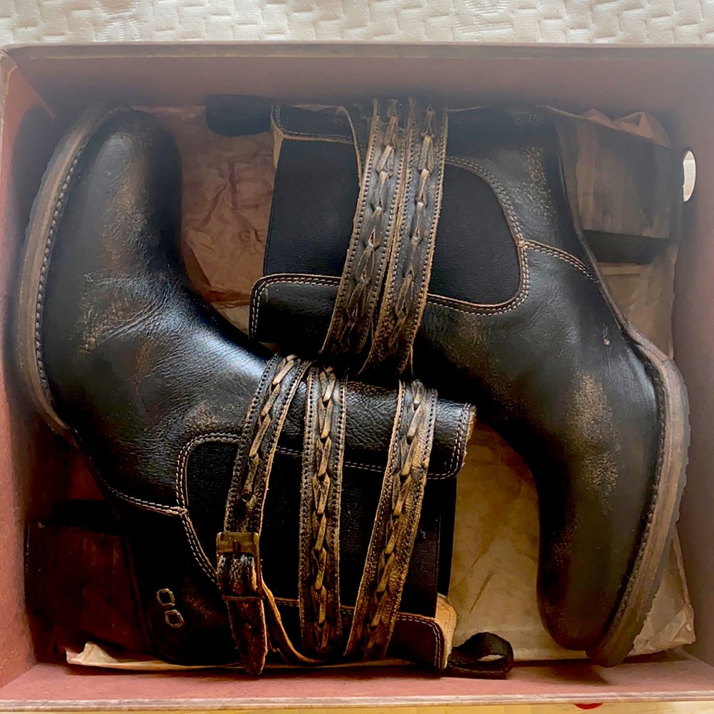 Bed Stu // Lorn Black ankle boots